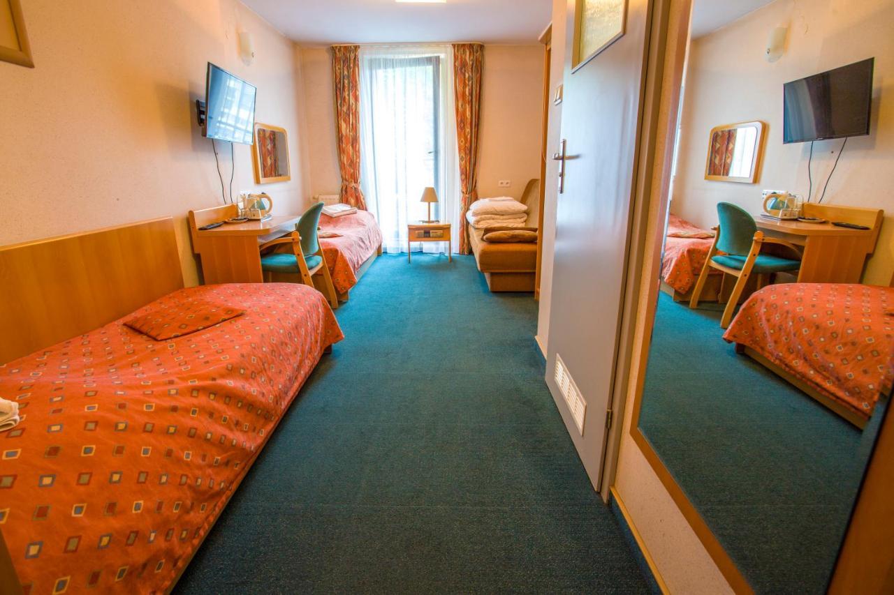 Farys - Swietna Lokalizacja, Sauna, Jacuzzi, Piekne Widoki Z Okien Krynica Zdroj Buitenkant foto